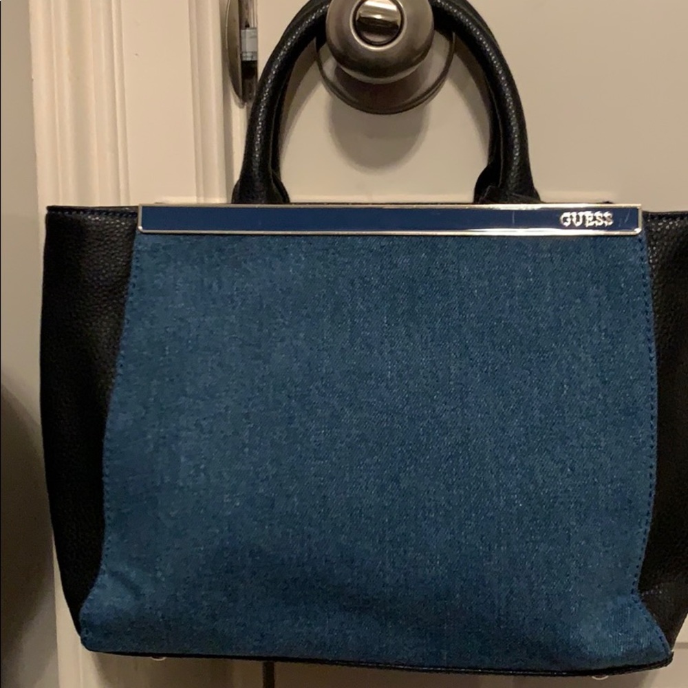 Guess purse